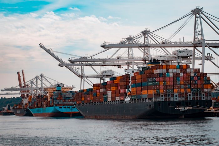 Bulk copper lots palletised and container-ready for export from Port Everglades